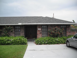 453 W Conference Dr, Boca Raton, FL 33486