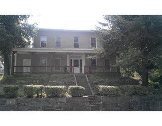 193 Water St, Fitchburg, MA 01420