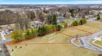 1260 Pineridge Dr, Marion, OH 43302
