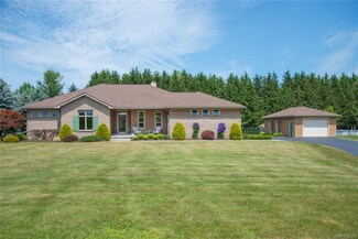11514 Stolle Rd, East Aurora, NY 14052
