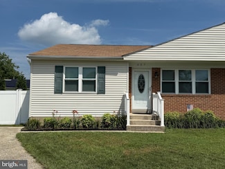 937 220th St, Pasadena, MD 21122