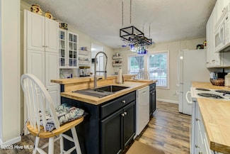 535 Mary Lou Ln SW, Supply, NC 28462