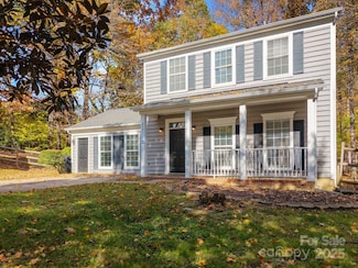 9201 Rotherham Ln, Charlotte, NC 28216