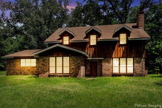 4742 N Market St, Shreveport, LA 71107