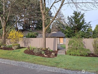 12001 Ashworth Ave N, Seattle, WA 98133