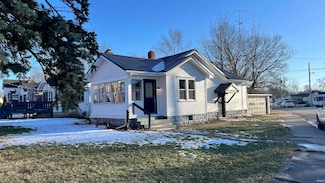 1421 S Burlington Dr, Muncie, IN 47302