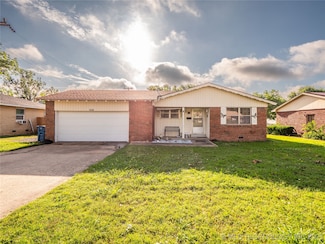 1412 S 9th St, McAlester, OK 74501