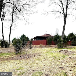 565 Cafferty Rd, Upper Black Eddy, PA 18972