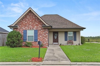 191 Darwen Dr, Raceland, LA 70394