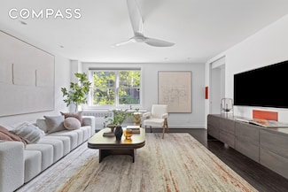 333 W 22nd St Unit 4D, New York, NY 10011