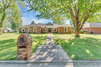 4508 S Delaware Ave, Springfield, MO 65804