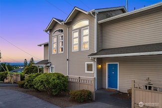 901 E Marine View Dr Unit 106, Everett, WA 98201