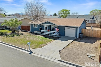 411 Paul Ave, Yerington, NV 89447