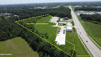 1107 Ambassador Caffery Pkwy, Lafayette, LA 70506