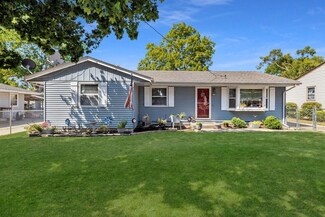 2720 E 40th Ct, Des Moines, IA 50317