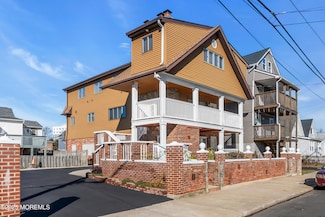 39 Oceanview Ave, Keansburg, NJ 07734