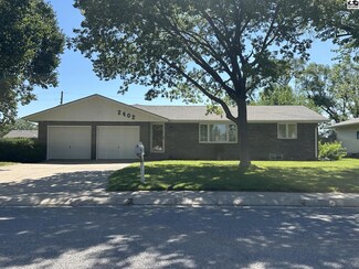 2402 Rambler Rd Unit N Main St, Hutchinson, KS 67502