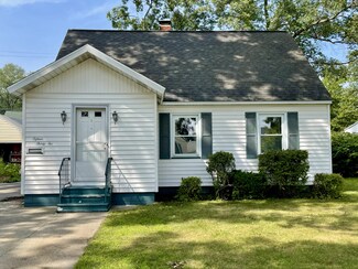 1532 Montague Ave, Muskegon, MI 49441
