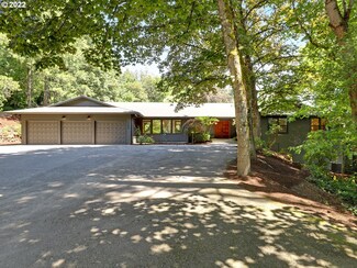 6200 SW Round Hill Way, Portland, OR 97221