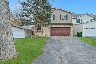 23697 N Cottage Rd, Lake Zurich, IL 60047