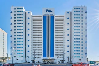 2511 S Ocean Blvd Unit 402 Regency Tow, Myrtle Beach, SC 29577