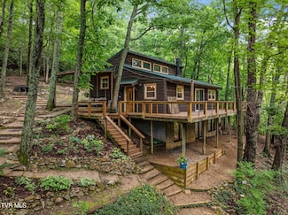 114 Whisper Wood Ln, Johnson City, TN 37601