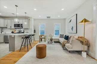 147 Jefferson Ave Unit 2, Everett, MA 02149