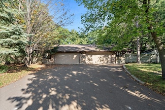 10605 Kumquat St NW, Coon Rapids, MN 55448