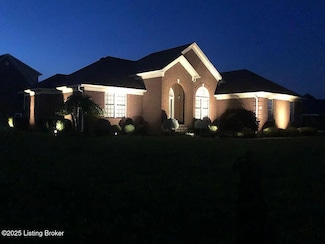 149 Wood Gate Dr, Mount Washington, KY 40047