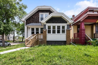 3634 N 9th St, Milwaukee, WI 53206