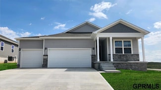 11751 S 189th St, Gretna, NE 68028