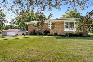 4905 N Calumet Ave, Valparaiso, IN 46383