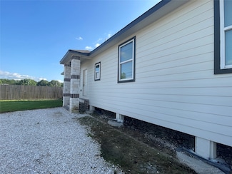 884 Road 3550 Unit 5, Cleveland, TX 77327