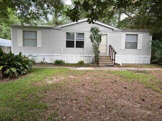 11985 Leatherwood Dr, Lumberton, TX 77657