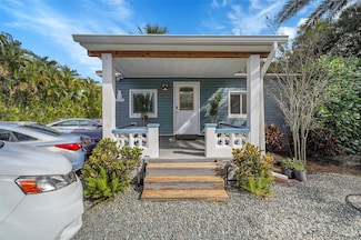 4860 SW 61st Ave, Davie, FL 33314