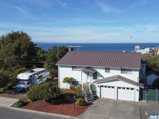 1835 W 4th St Unit 1835 W Fourth, Port Angeles, WA 98363