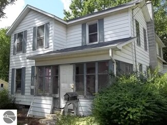 312 W Tyrell St, Saint Louis, MI 48880