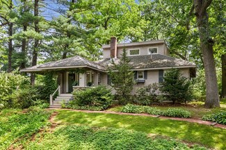 25 Duffield Rd, Auburndale, MA 02466