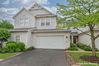 2915 Falling Waters Ln Unit 2915, Lindenhurst, IL 60046
