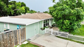 481 Reading St NW, Port Charlotte, FL 33952