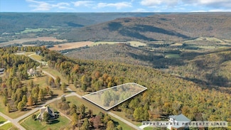 725 Sunset Cir, Jasper, TN 37347