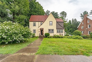 21 Craiwell Ave, West Springfield, MA 01089