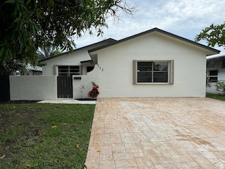 713 SW 6th Ave, Delray Beach, FL 33444