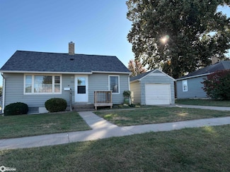 202 Cottage Grove Ave, West Burlington, IA 52655