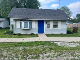 806 E Elm St, Ladoga, IN 47954