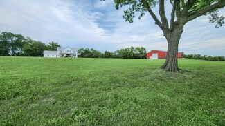 236 N Dade 147, Greenfield, MO 65661