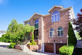 80 Nicole Loop, Staten Island, NY 10301