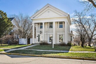 206 N Ludington St, Columbus, WI 53925