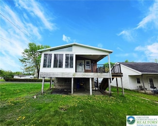 327 N Lehigh Ave, Wind Gap, PA 18091