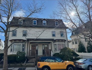 16 Arlington St Unit 1, Somerville, MA 02145